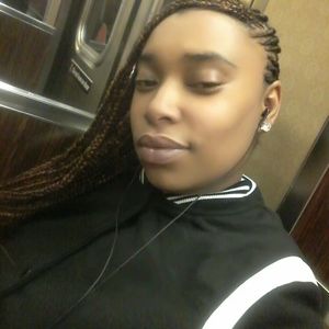 Meet your Posher, Erika